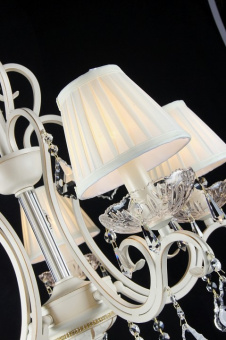 Подвесная люстра Maytoni Triumph ARM288-05-G