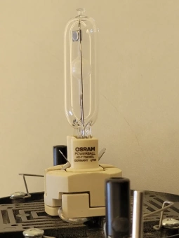 Трековый светильник FOHO PRO Targetti T-1T1368, с металлогалогенной лампой Osram 70W, на трёхфазный шинопровод